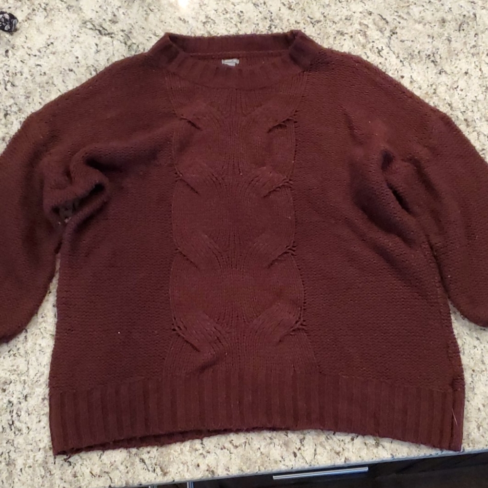 Arie knitted sweater size small slightly worn